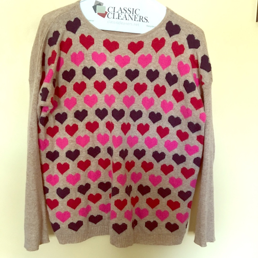 On Hold - ❤️ Heart Sweater! ❤